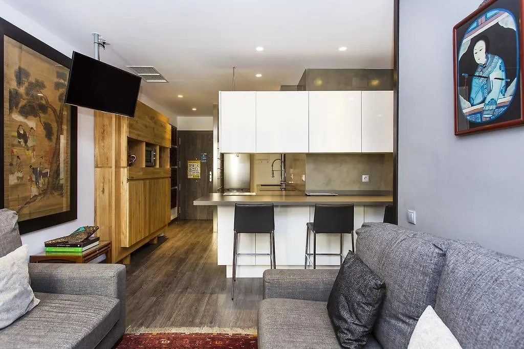 1 Bedroom Apartment Carrer Del Poeta Cabanyes Barcelona